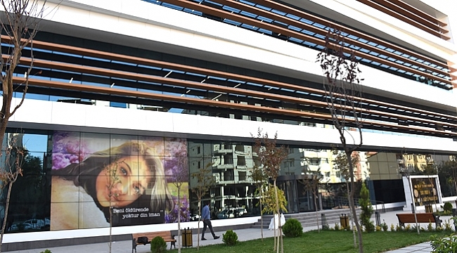 Kütüphaneye Şenay Aybüke Yalçın İsmi Verildi