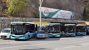Belediyenin otobüs ihalesini başkanın aile şirketi kazandı