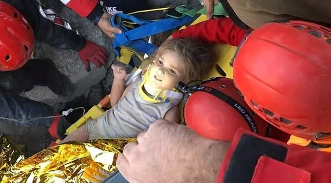 Yeni Mucize! Ayda 91 Saat Sonra Enkazdan Sağ Çıkarıldı