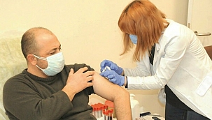 Bilim Kurulu üyesi: Kovid-19 aşısı güvenli