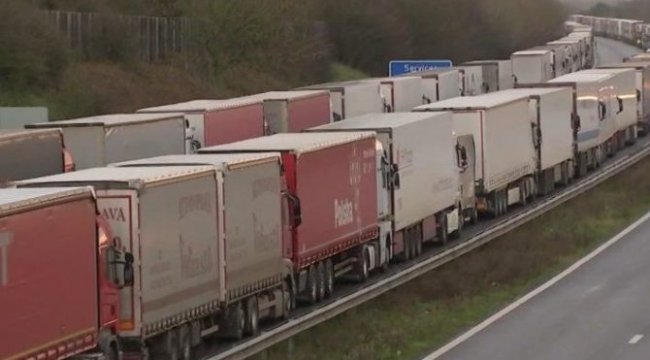 Sınırlar kapandı İngiltere'de kıtlık tehlikesi ortaya çıktı