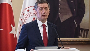 Bakan Selçuk: Sınavların ertelenmesi, çalışma yükünü daha da artırır