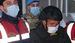 Oğluyla kavga eden 2 küçük çocuğu tabancayla öldürdü