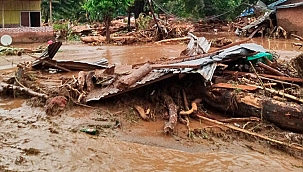 Endonezya'da sel felaketi: Ölü sayısı 55'e yükseldi