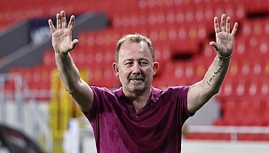 Beşiktaş'ta Sergen Yalçın'dan bomba etkisi yaratan ayrılık kararı