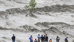 Nepal'i sel ve heyelan vurdu! 11 ölü, 25 kayıp