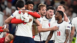 İki top ve bir penaltıyla Danimarka'ya güle güle!