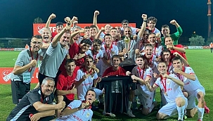 U19 TFF 1. Lig'de Samsunspor şampiyon oldu