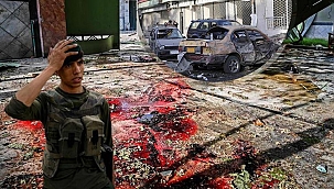 Afganistan Savunma Bakanı'nın evine bomba yüklü araçla saldırı