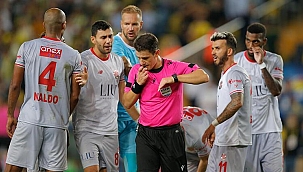 Fenerbahçe - Antalyaspor maçında 3 tartışmalı karar