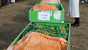 Afyonkarahisar'da kazada ölen 5 öğrenci toprağa verildi