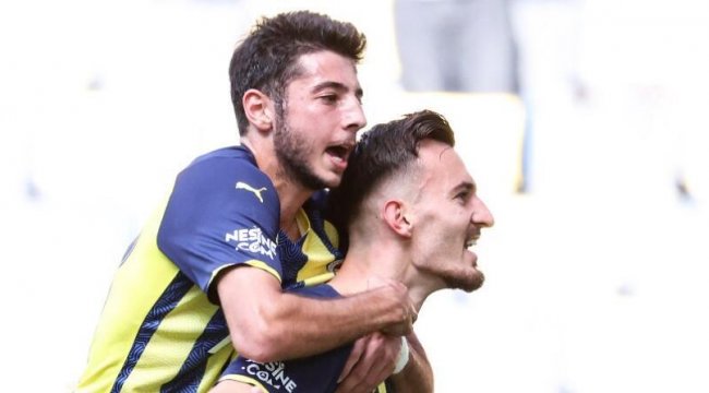 Fenerbahçe milli araya lider girdi