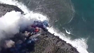 Cumbre Vieja Yanardağı'nın lavları 4. koldan denize ulaştı