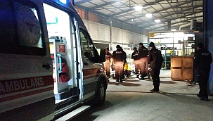 Serviste koltuk kavgası yaptığı iş arkadaşını boğazından bıçaklayarak öldürdü