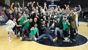 Frutti Extra Bursaspor'un başarı hikayesi! Bu takıma Euroleague yakışır