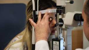 Uzmanından 'hayati' uyarı: Bu hastalık görme kaybına neden oluyor! Sebebi bilinmiyor, ömür boyu takip ediliyor... İşte belirtileri