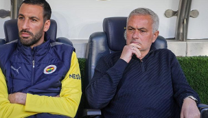 Mourinho derbilerde sıfır çekti!