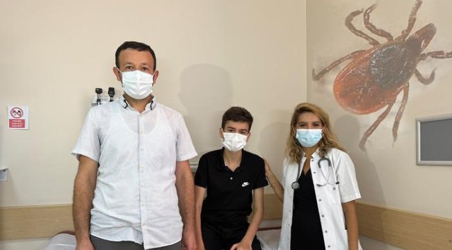 Kene kabusu devam ediyor! Cenaze için gittiği şehirde kene ısırdı: Ölümcül risk taşıyan hastalığa yakalandı...