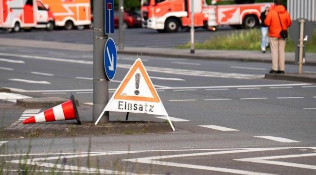 Almanya'da bomba alarmı! 10 bin kişi tahliye edildi: 12 saat boyunca hayat durdu