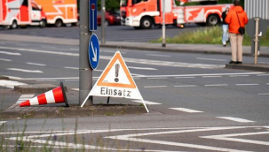 Almanya'da bomba alarmı! 10 bin kişi tahliye edildi: 12 saat boyunca hayat durdu