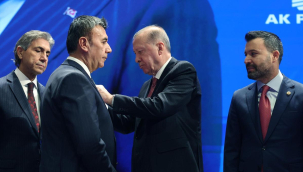 Cumhurbaşkanı Erdoğan rozet taktı, Dört Belediye Başkanı Ak Parti'ye Katıldı