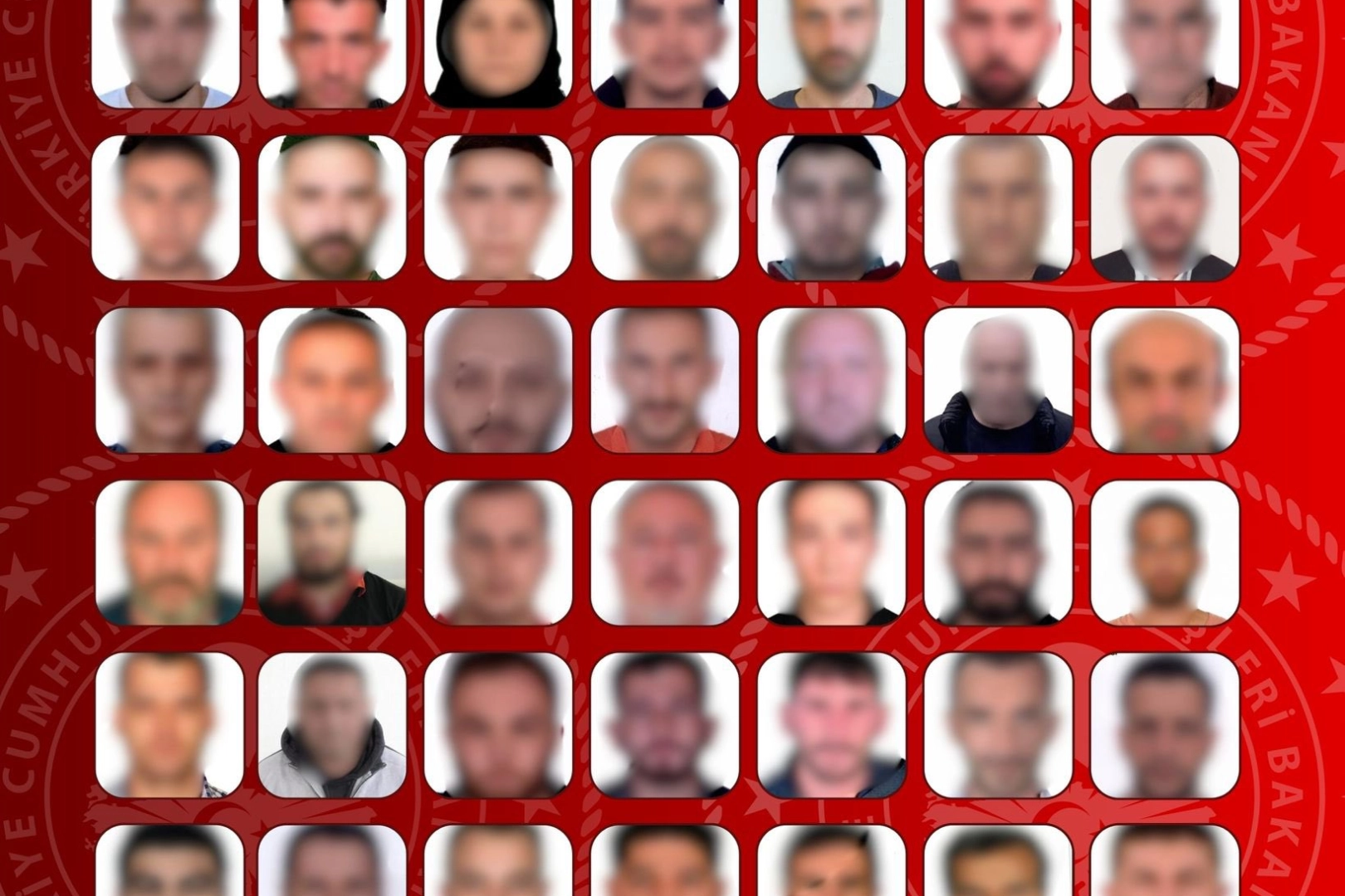 Kırmızı bültenli 48 suçlu Türkiye'ye getirildi