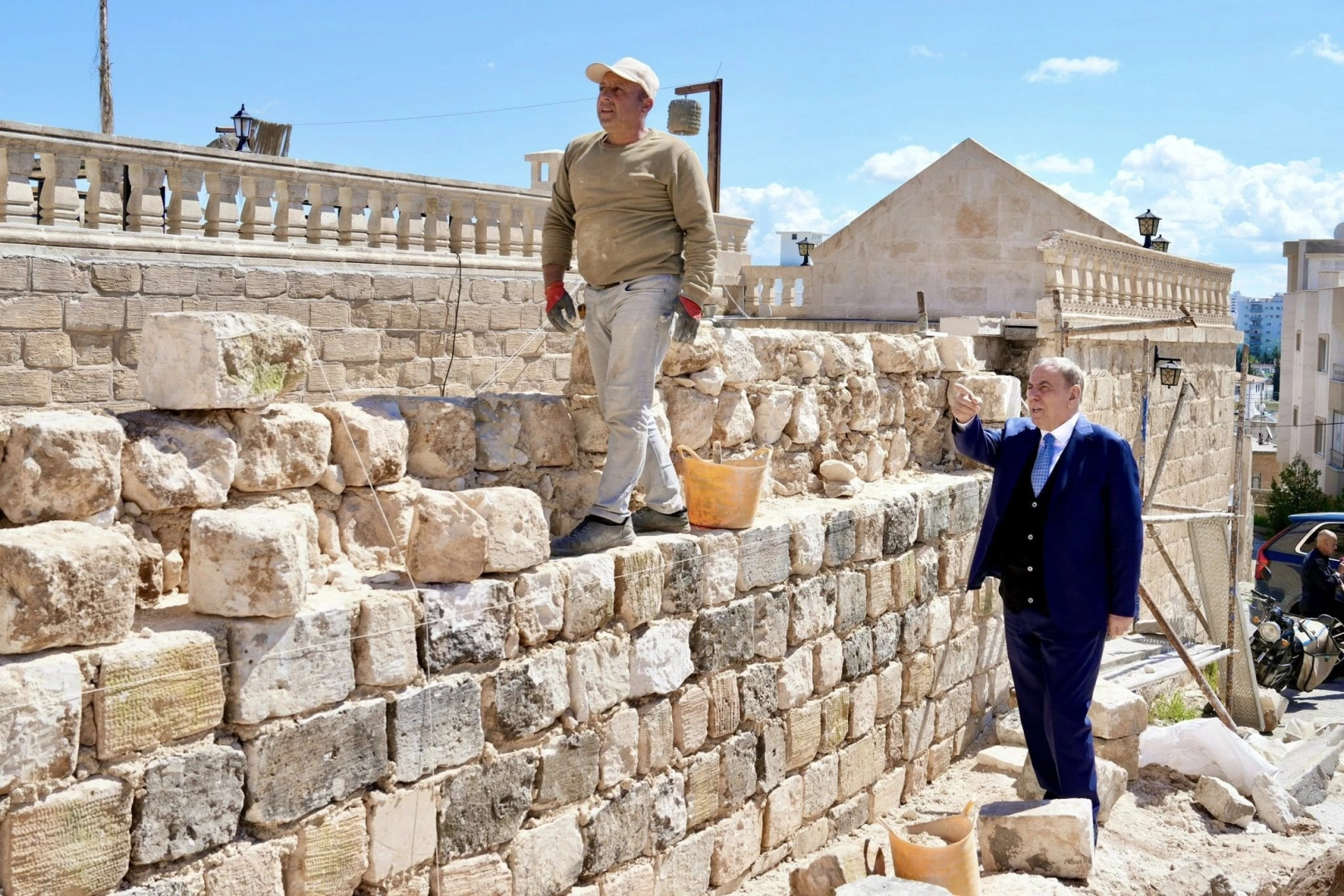 Midyat'ta tarihi doku 'katori' taşıyla hayat buluyor