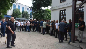 Serinlemek için girdiği derede boğulan genç son yolcuğuna uğurlandı