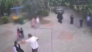 İmam ile müezzinin 'yolsuzluk' kavgası! Cami önünde tekme tokat birbirlerine girdiler